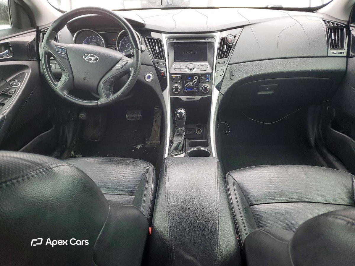 Hyundai Sonata 2011