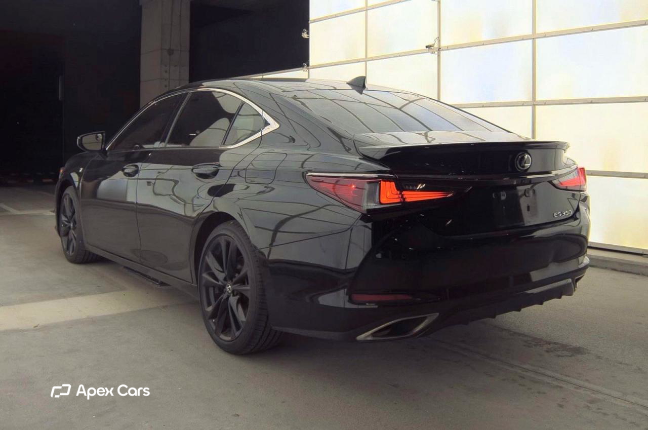 Lexus ES 2023