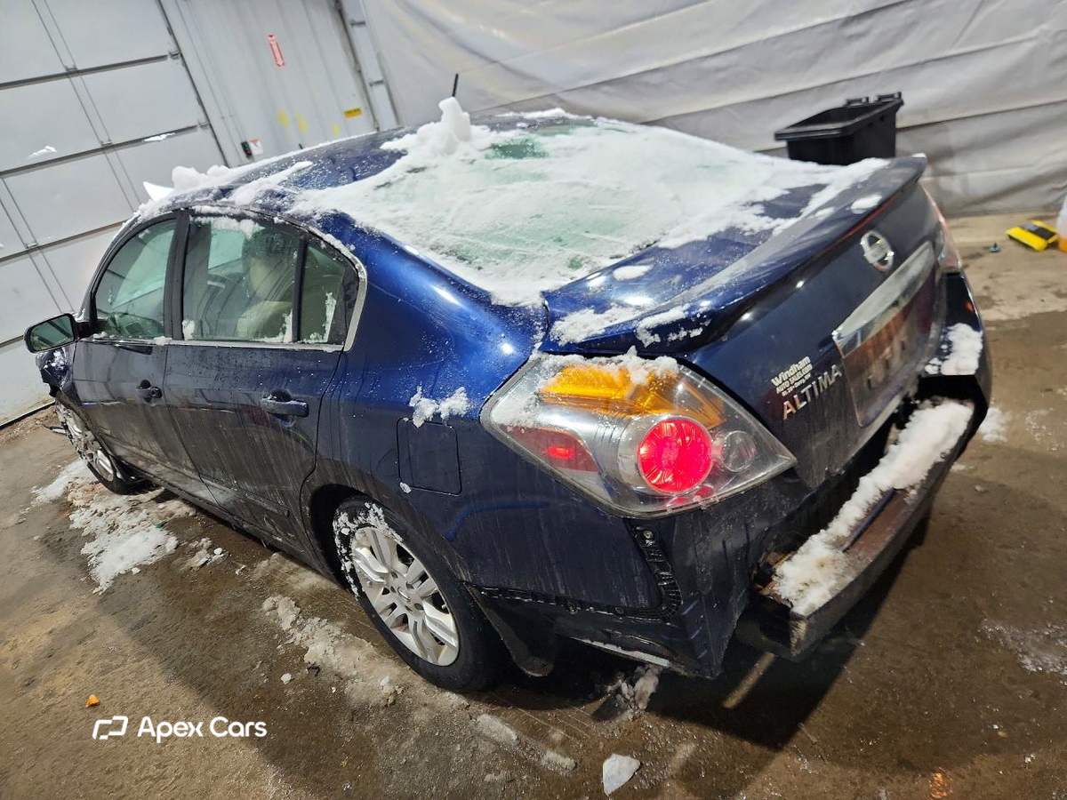 Nissan Altima 2010