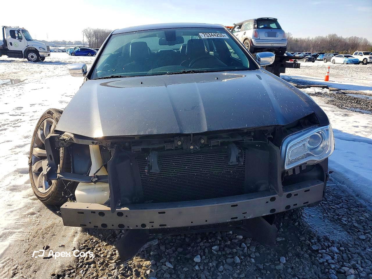 Chrysler 300 2019
