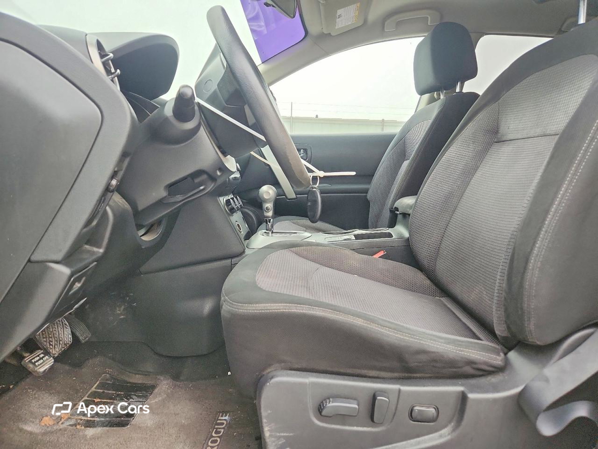 Nissan Rogue 2013