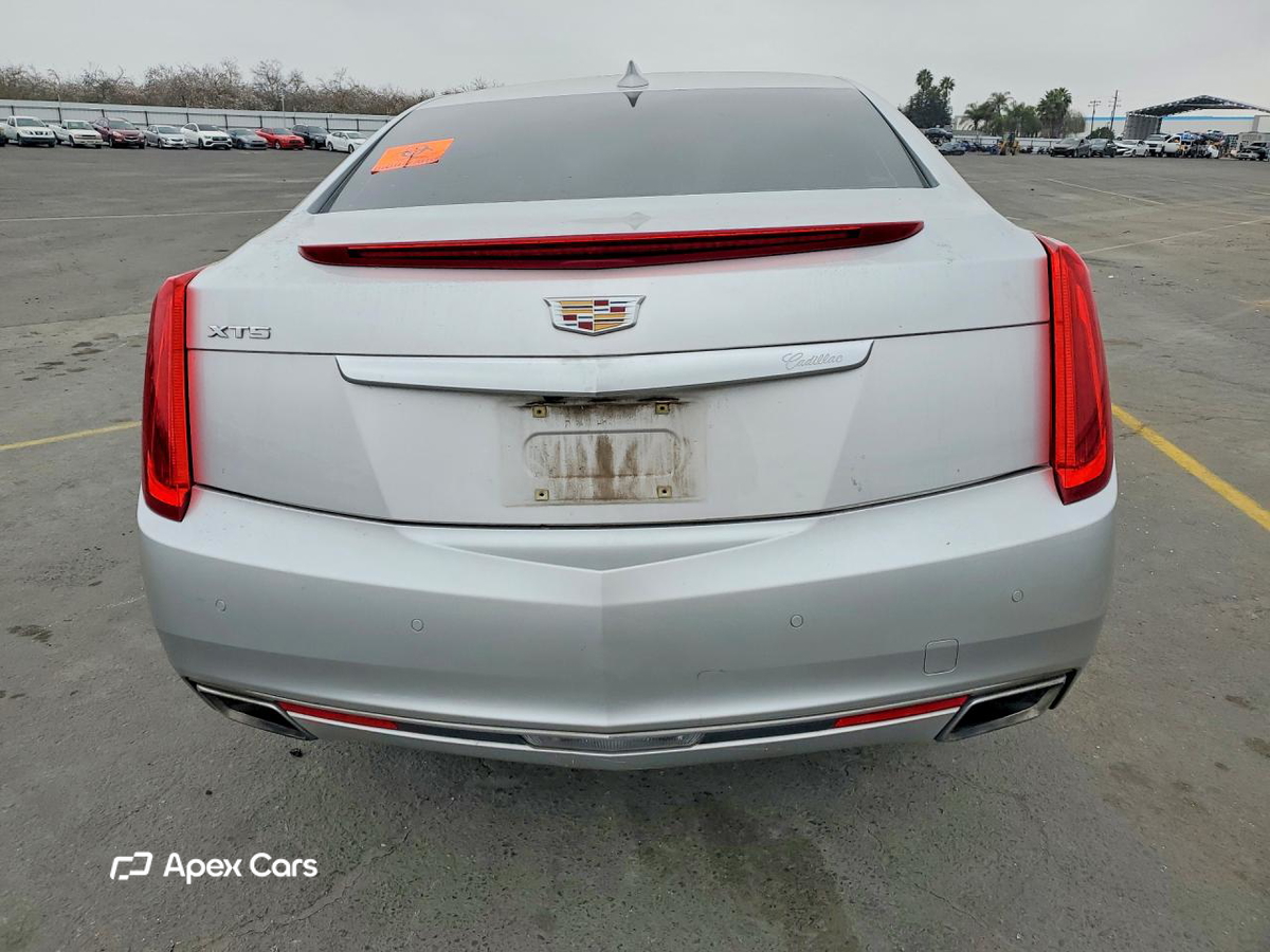 Cadillac XTS 2016