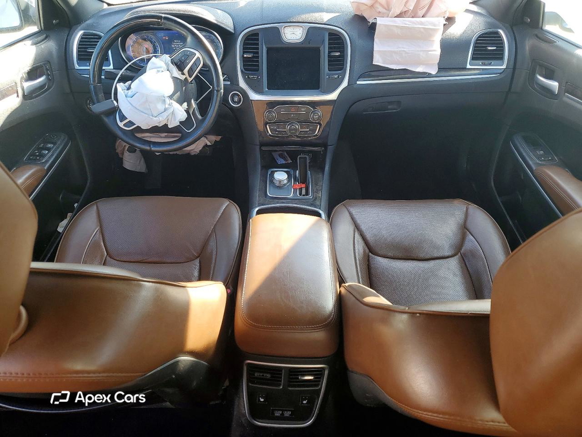 Chrysler 300 2019
