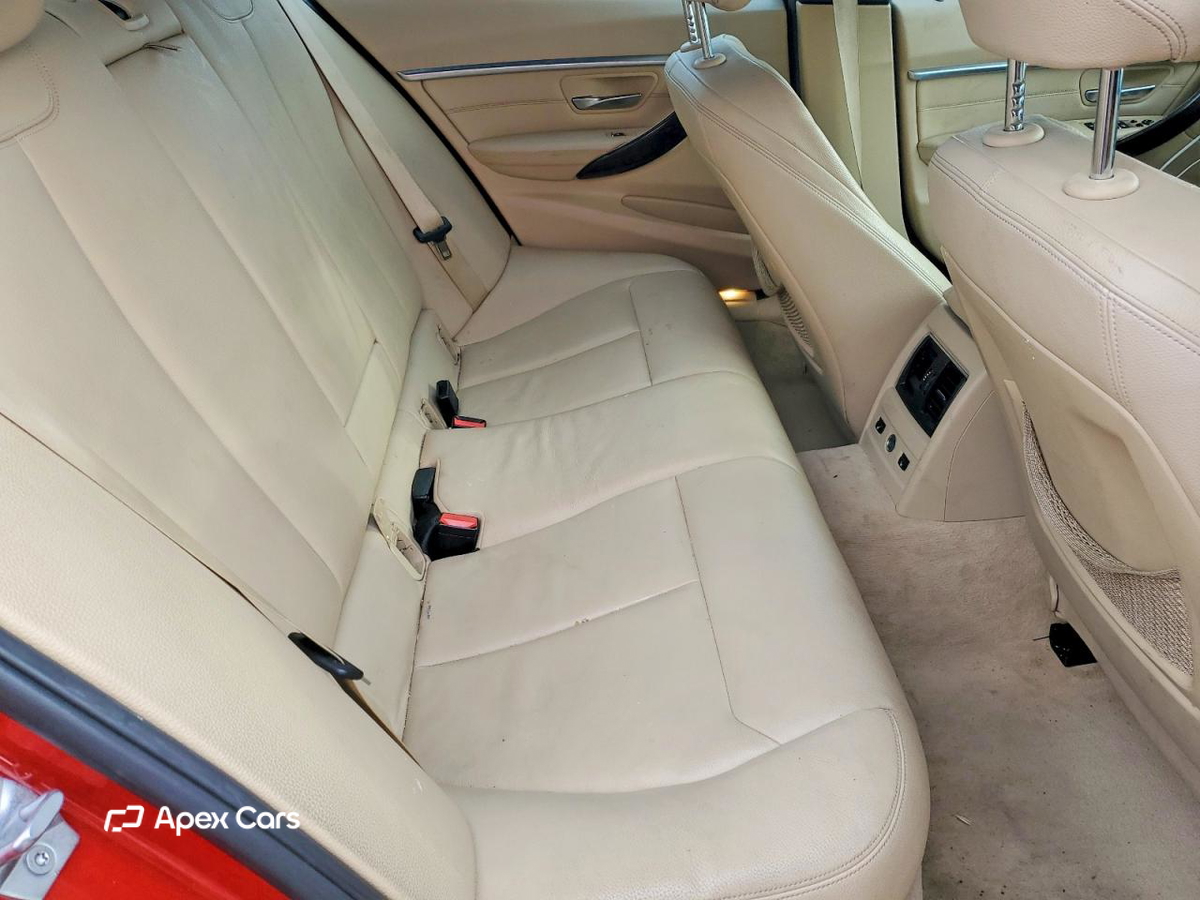 BMW Series 3 2016