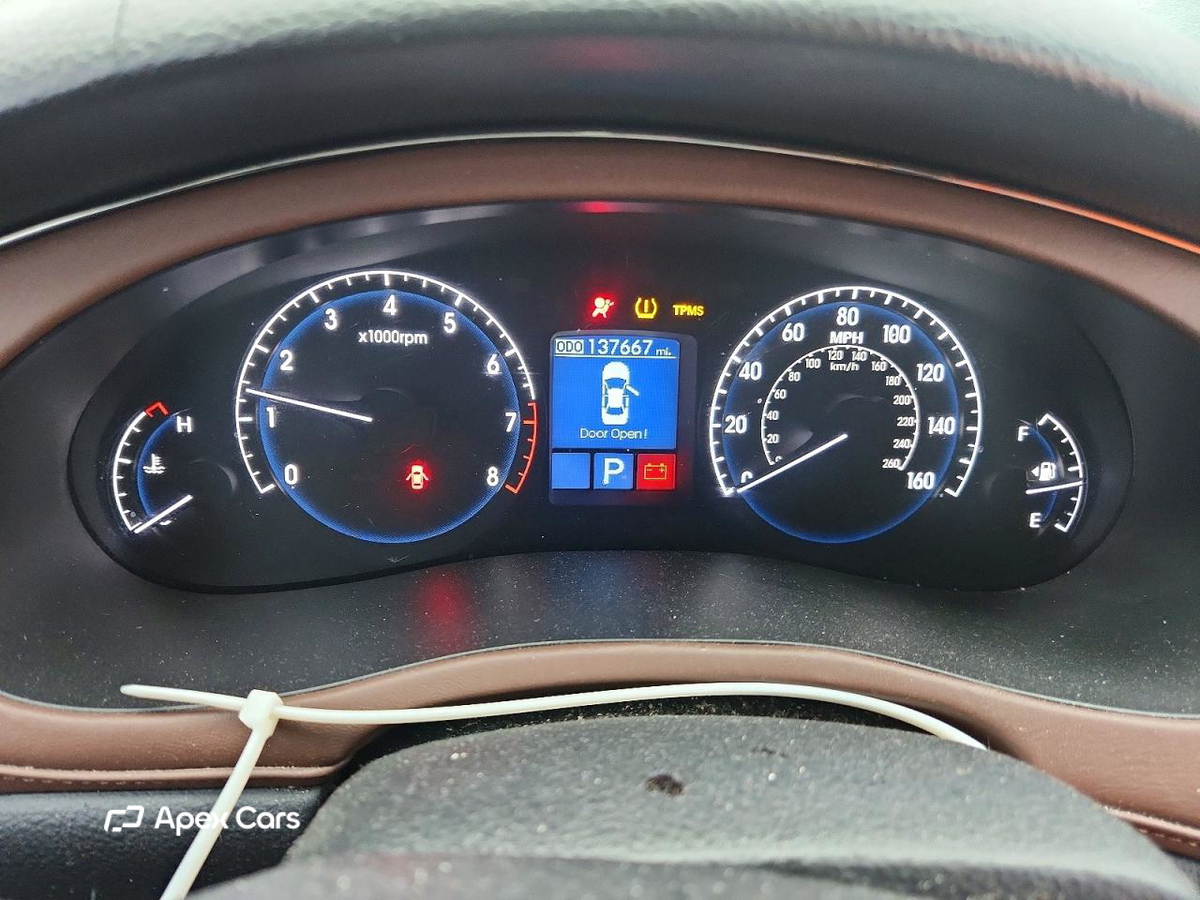 Hyundai Genesis 2009