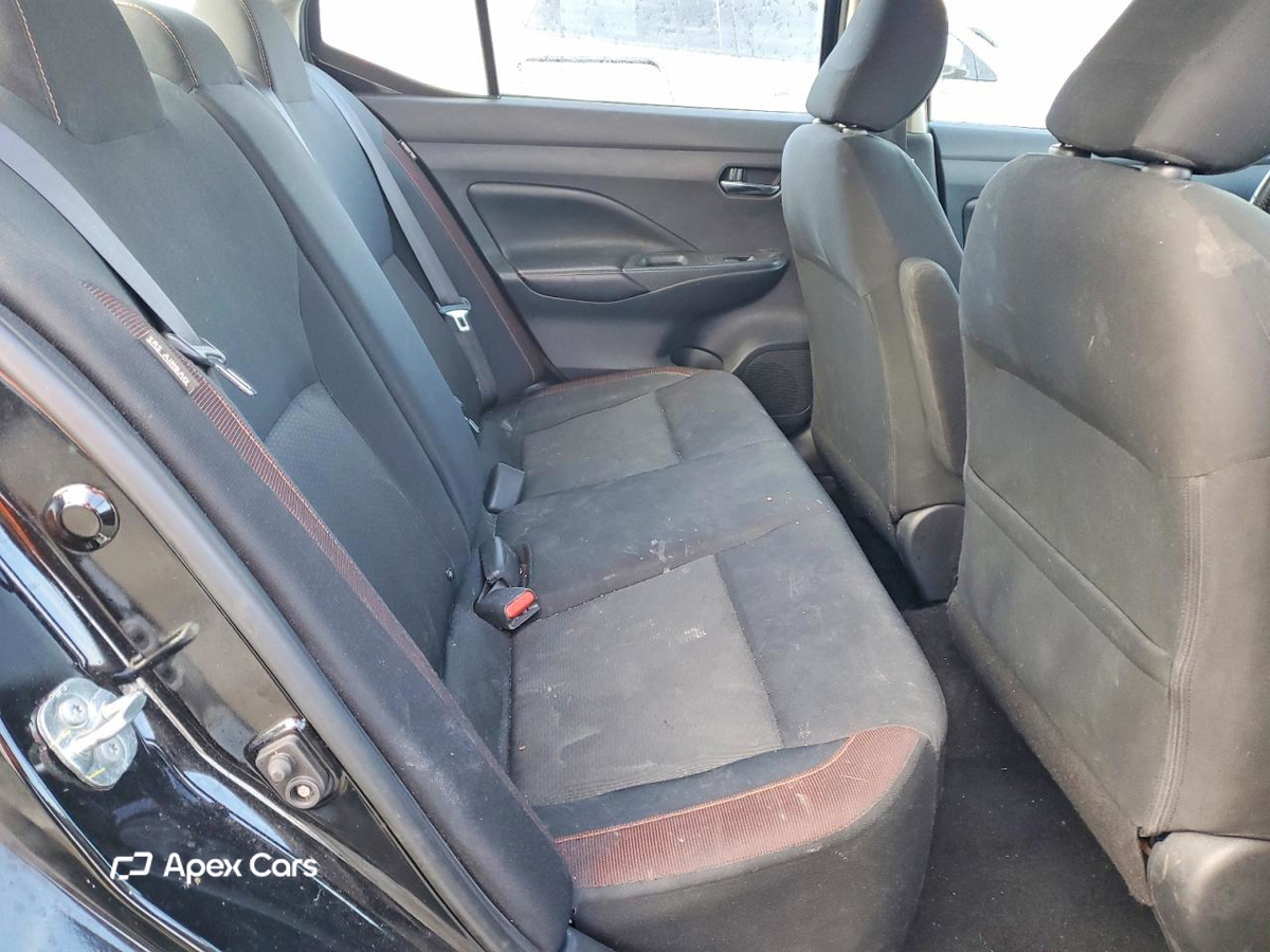Nissan Versa 2020