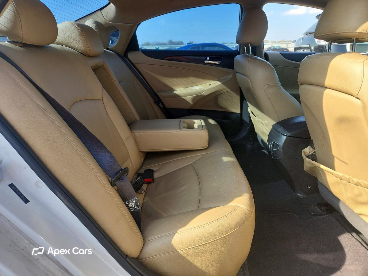 Hyundai Sonata 2012