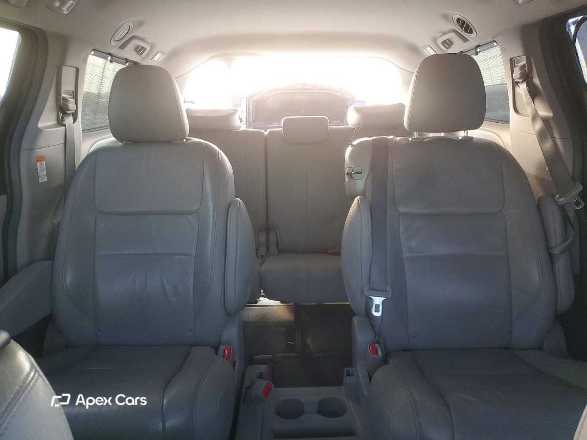 Toyota Sienna 2017