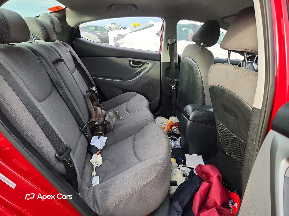 Hyundai Elantra 2014