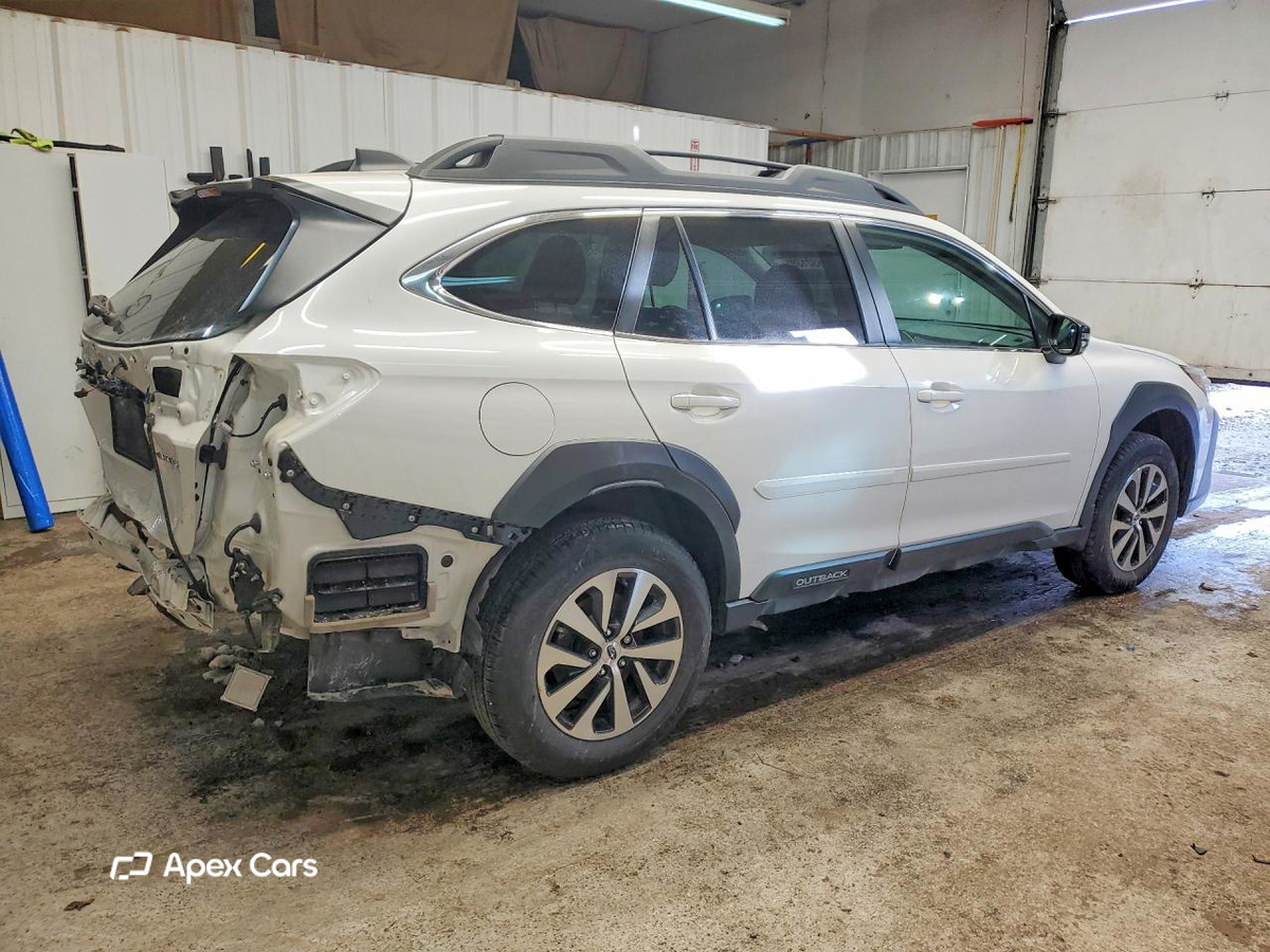 Subaru Outback 2025