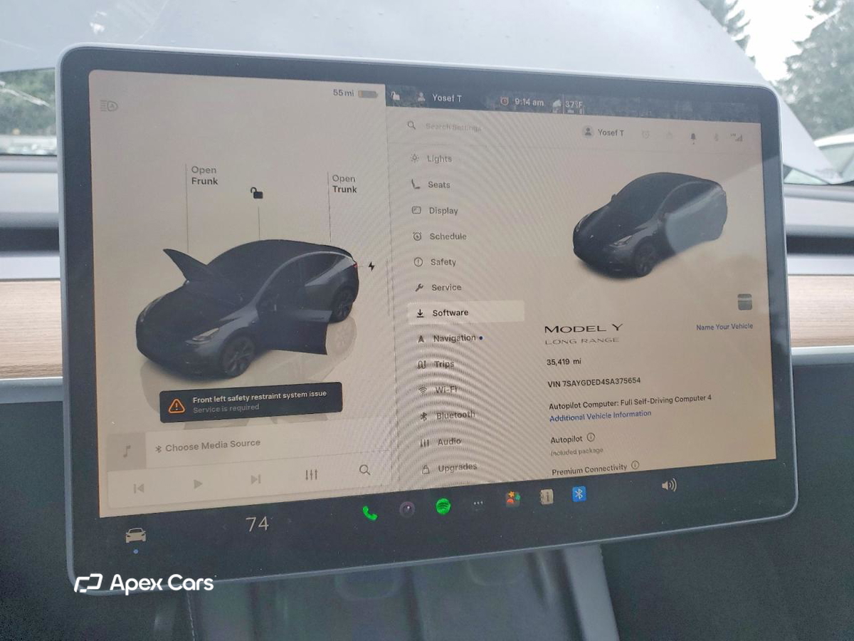 Tesla Model Y 2025