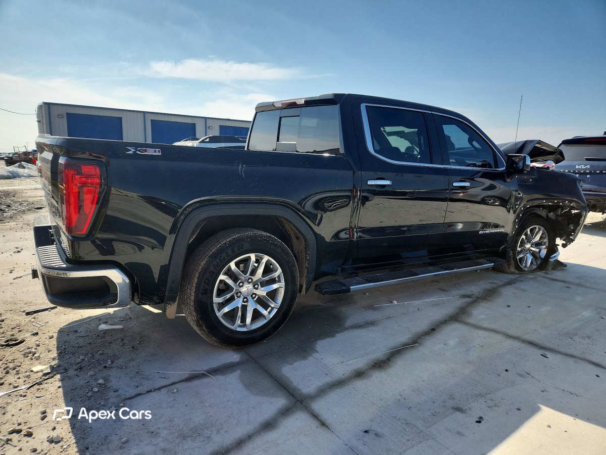 GMC  2022