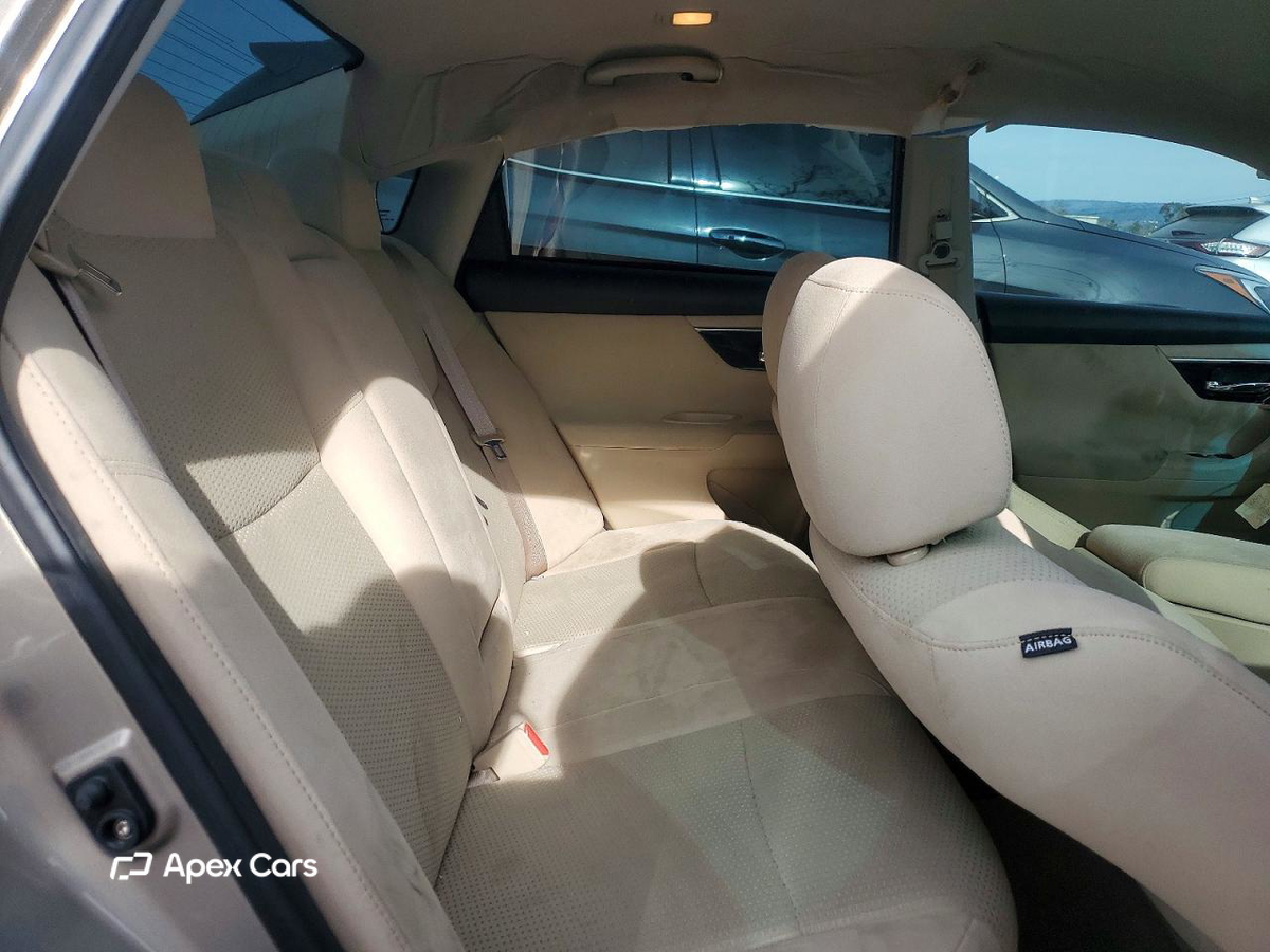Nissan Altima 2014