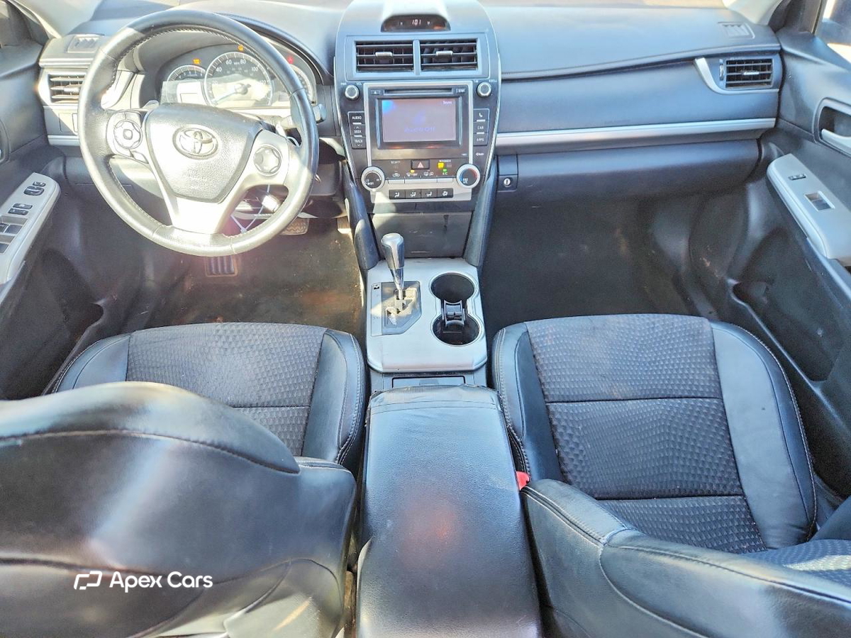 Toyota Camry 2012