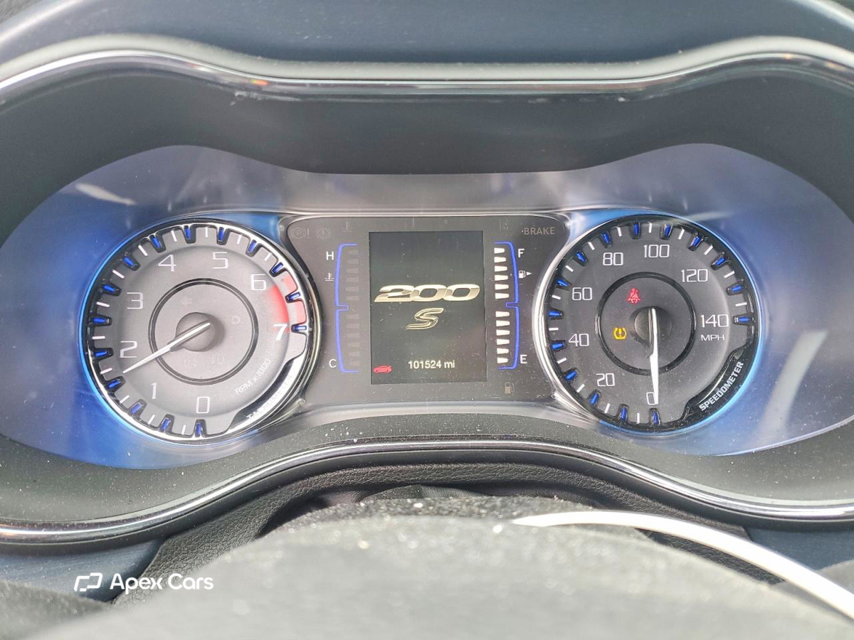 Chrysler 200 2016