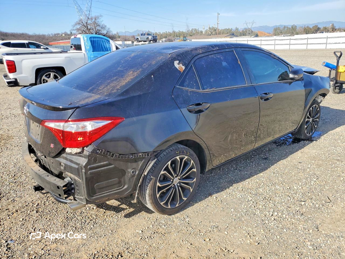 Toyota Corolla 2015
