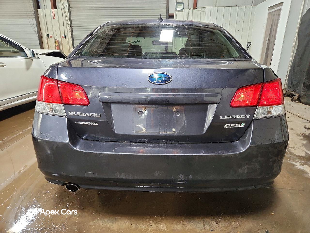 Subaru Legacy 2011