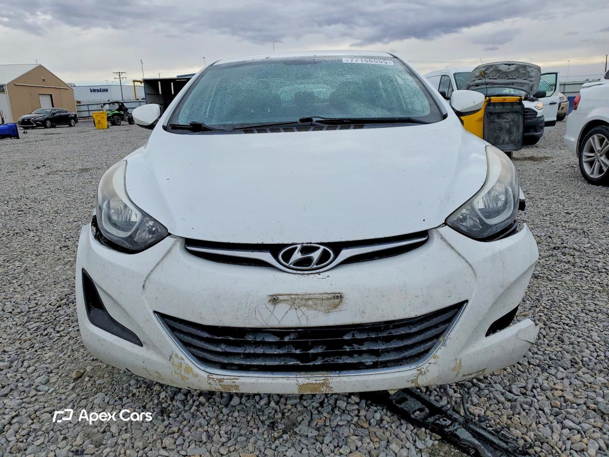 Hyundai Elantra 2016