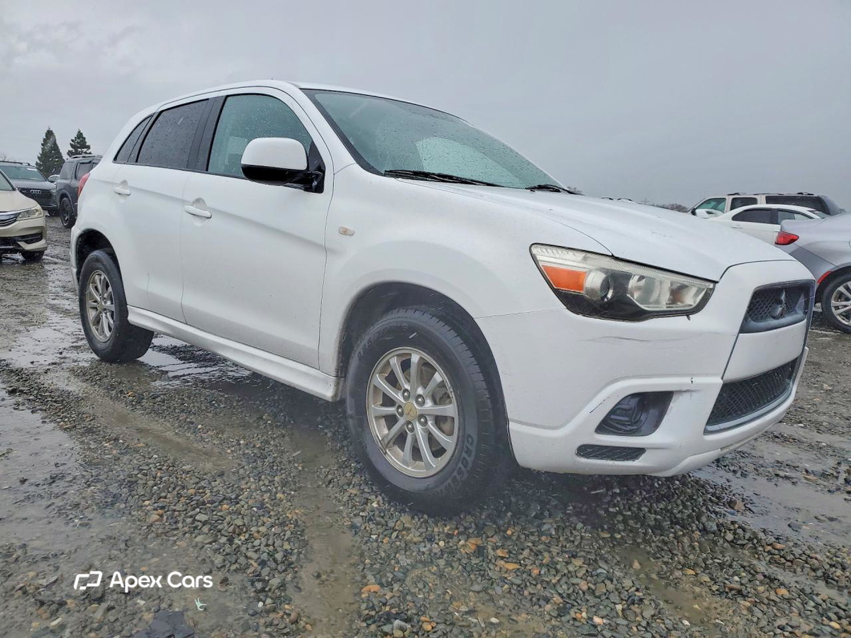 Mitsubishi Outlander 2011