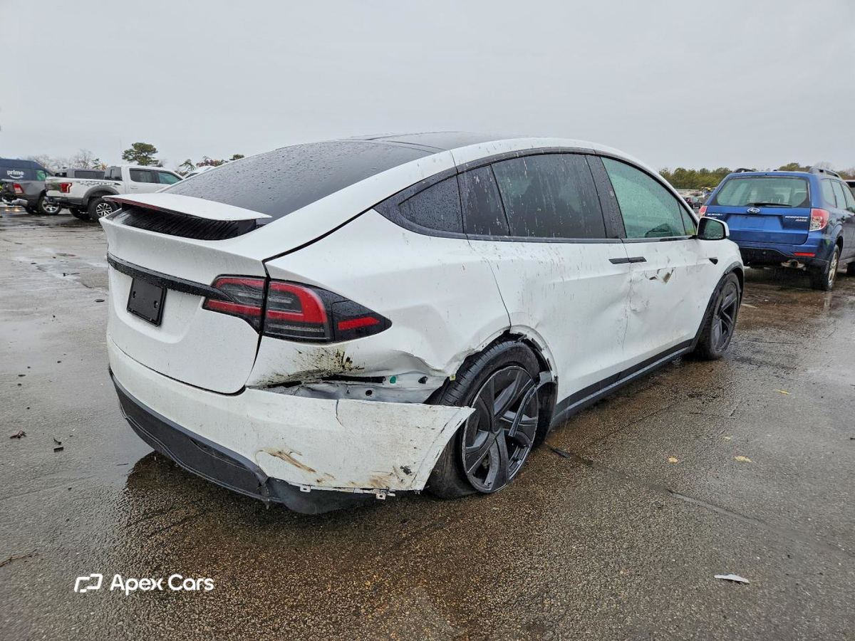 Tesla Model X 2026