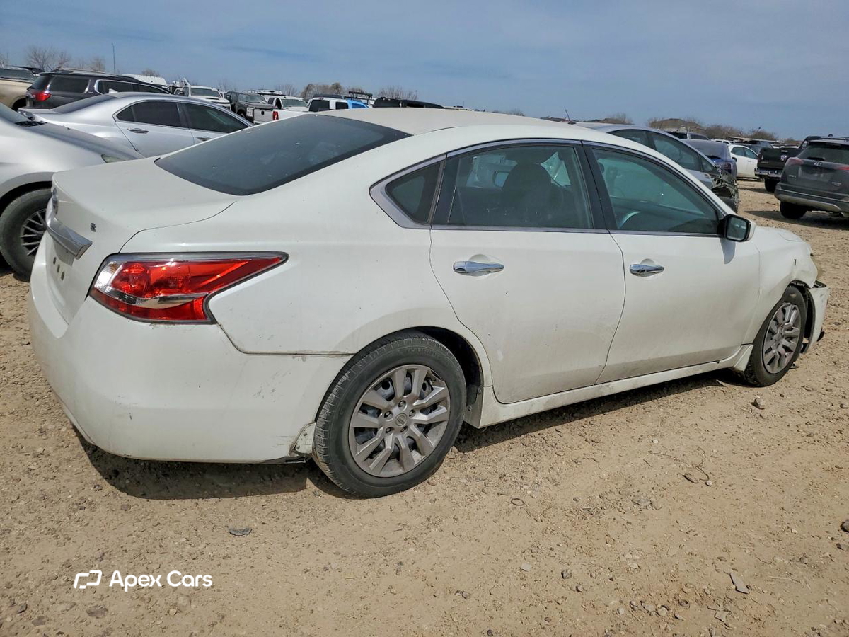 Nissan Altima 2015