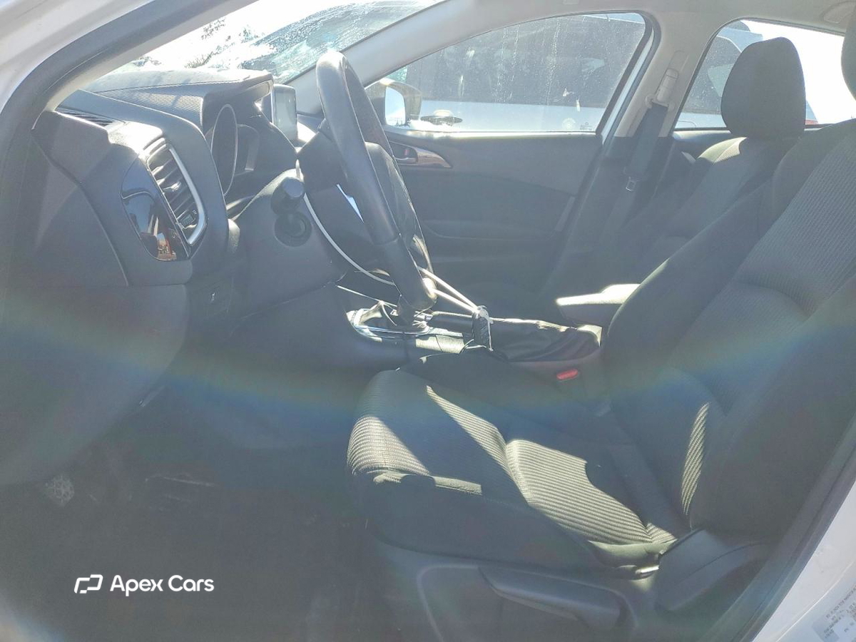 Mazda 3 2015