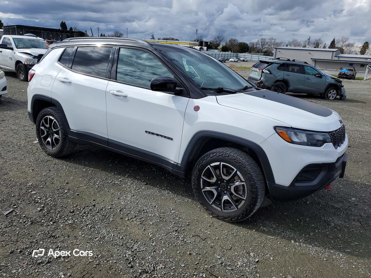 Jeep Compass 2025