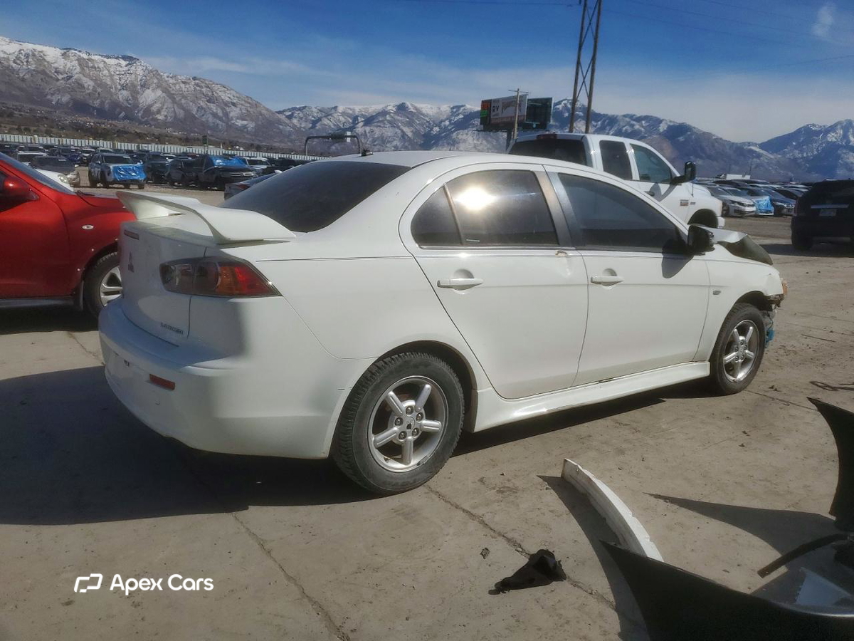 Mitsubishi Lancer 2015