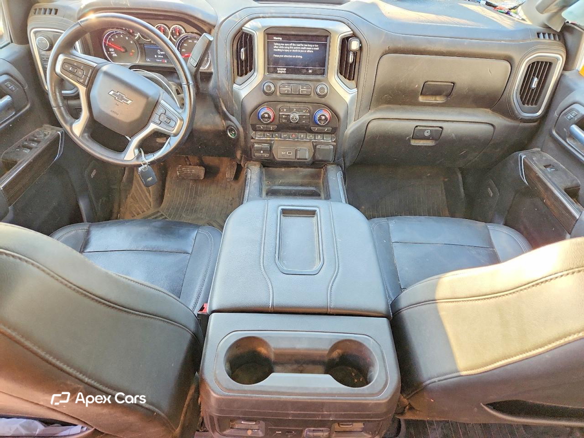 Chevrolet Silverado 2021