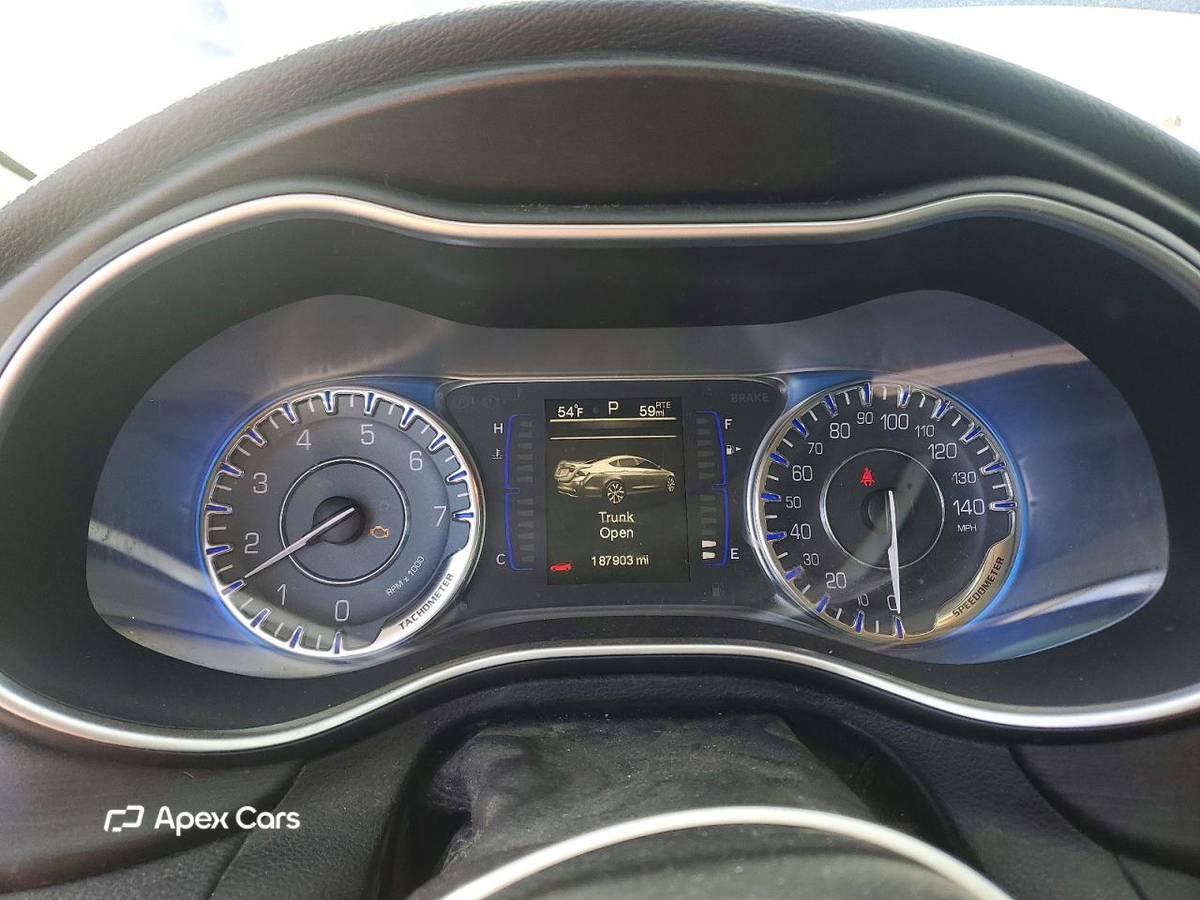 Chrysler 200 2015