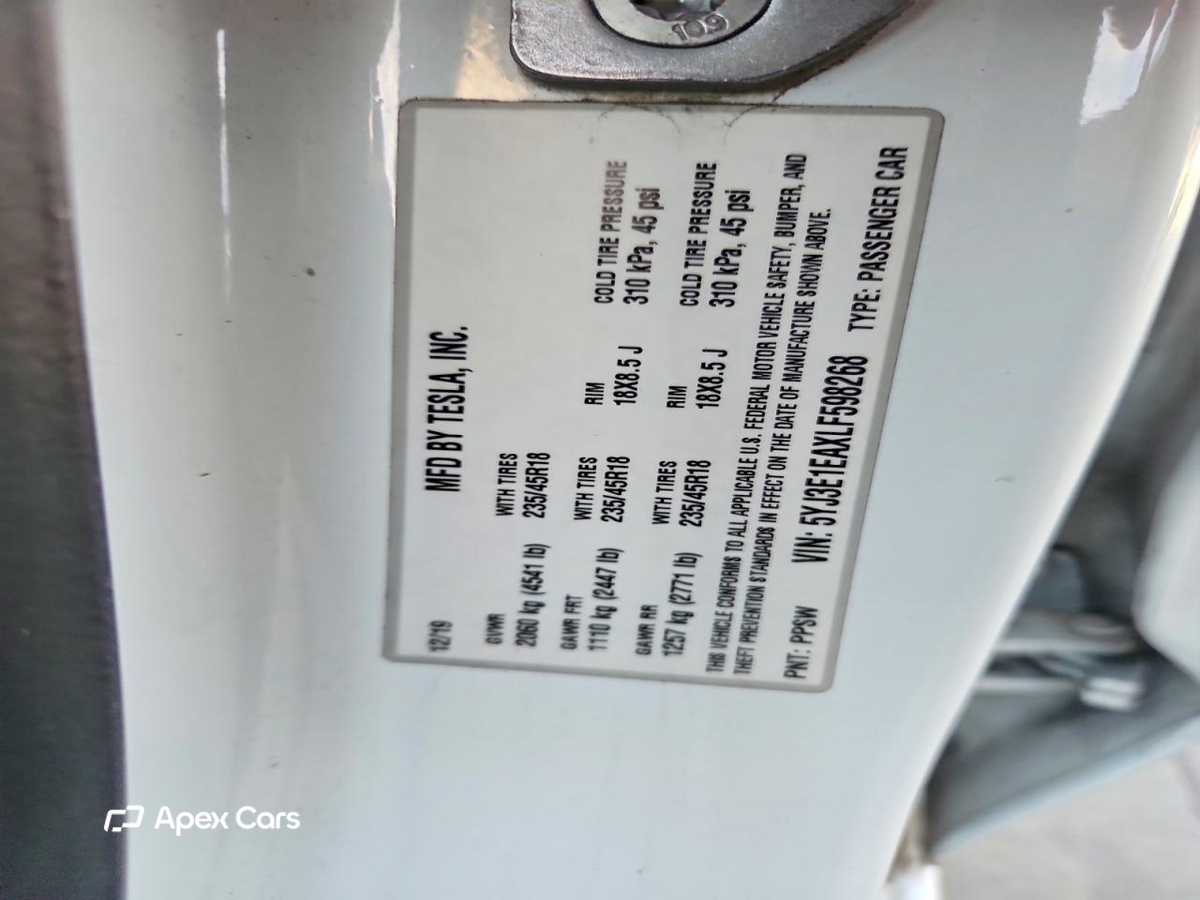 Tesla Model 3 2020