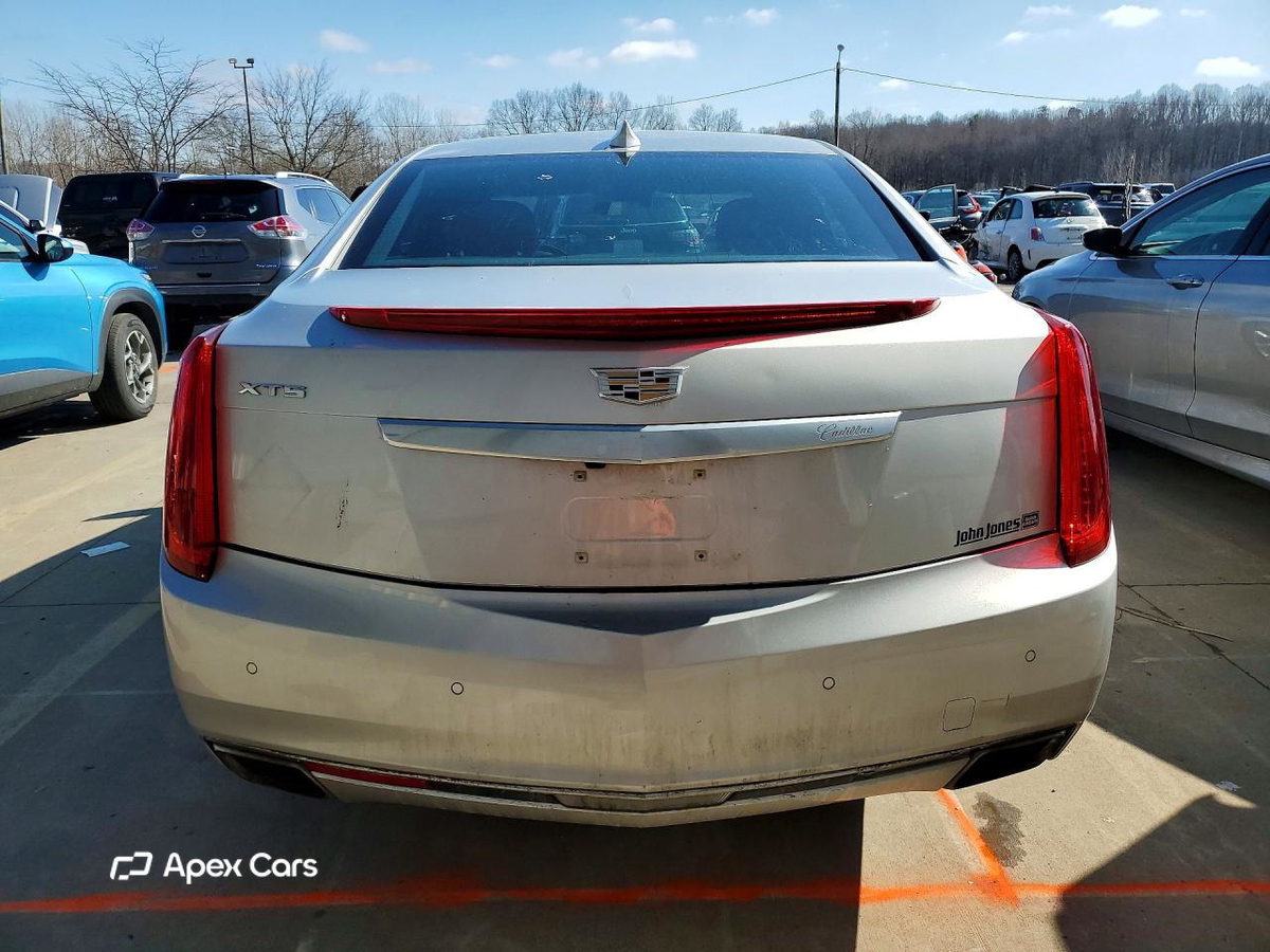 Cadillac XTS 2016