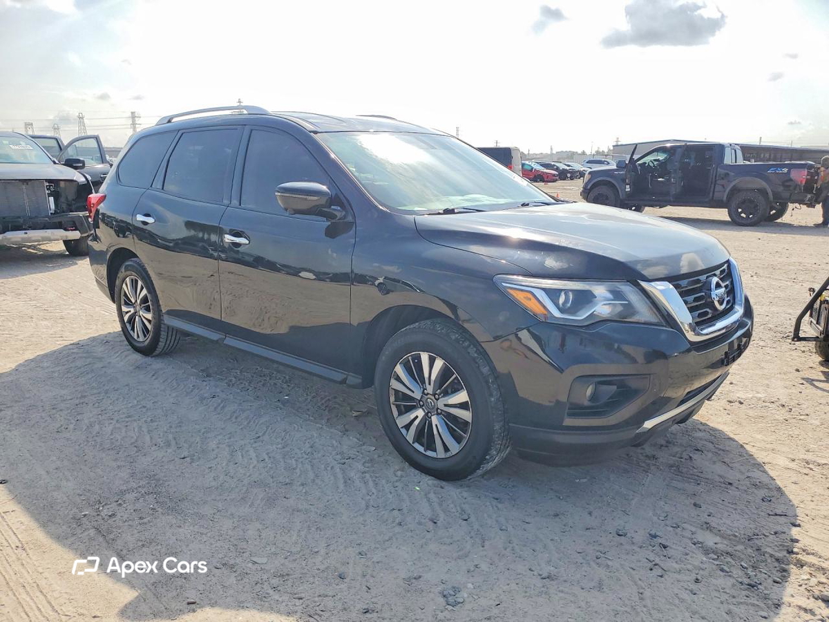 Nissan Pathfinder 2018