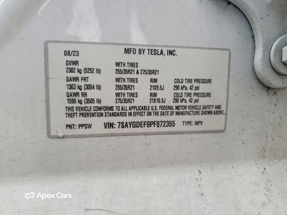 Tesla Model Y 2023