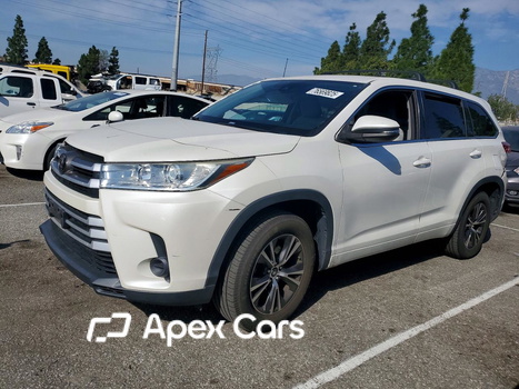 Toyota Highlander 2018 - Image 1 of 13