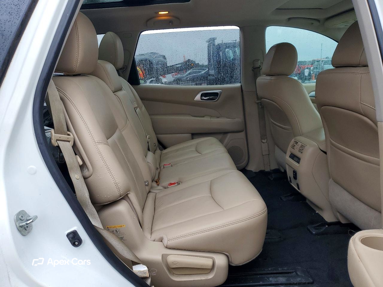 Nissan Pathfinder 2017