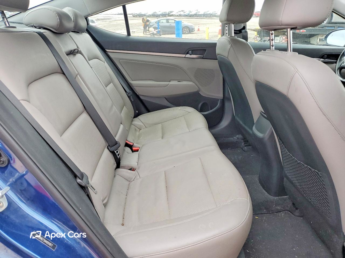 Hyundai Elantra 2017