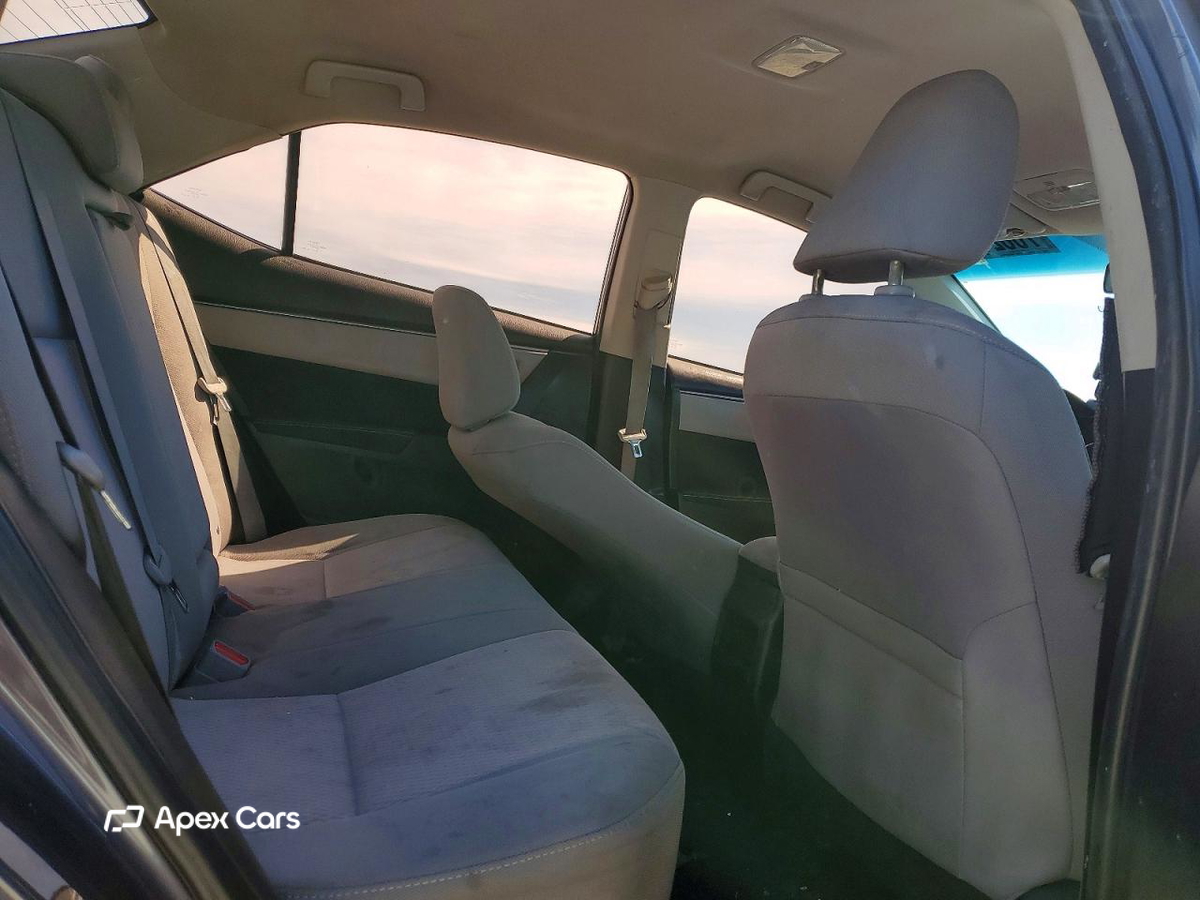 Toyota Corolla 2015
