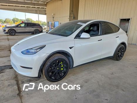 Tesla Model Y 2020 - Image 1 of 15