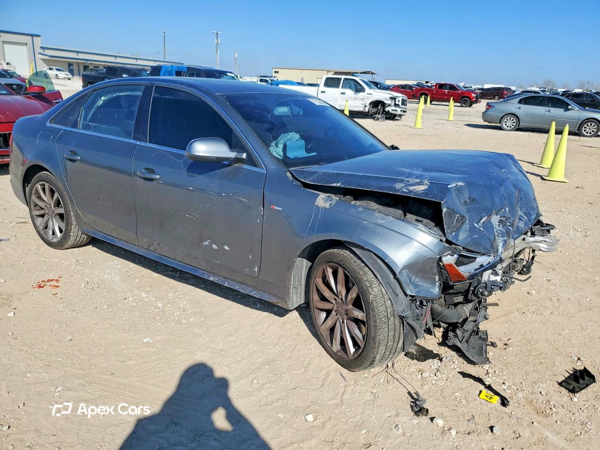 Audi A4 2014