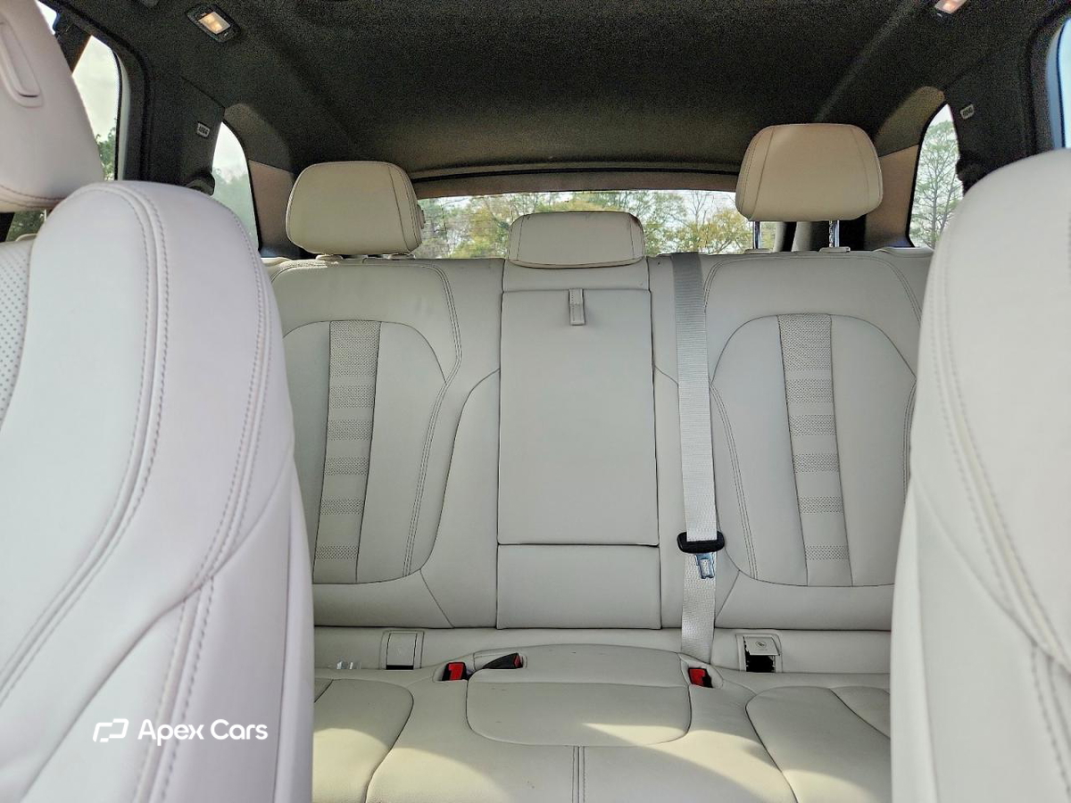 BMW X5 2021