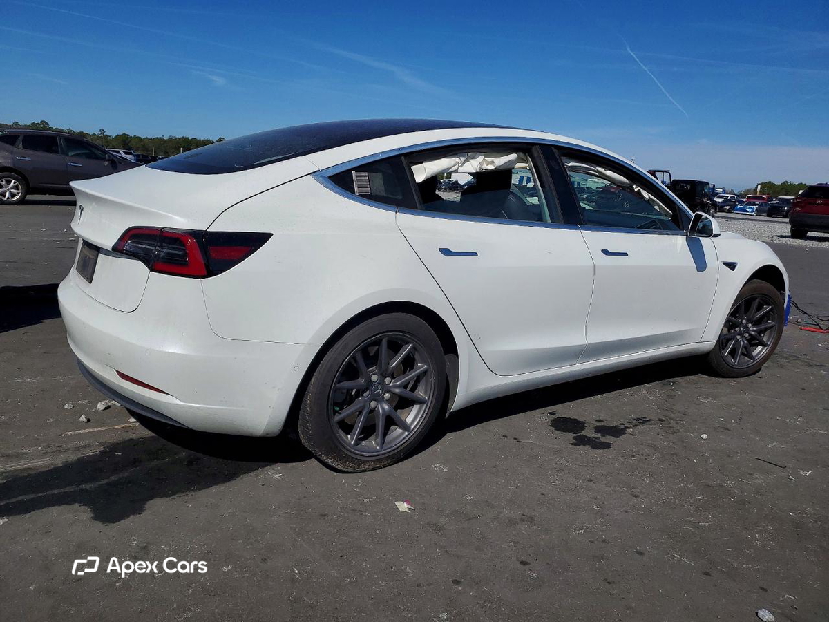 Tesla Model 3 2018