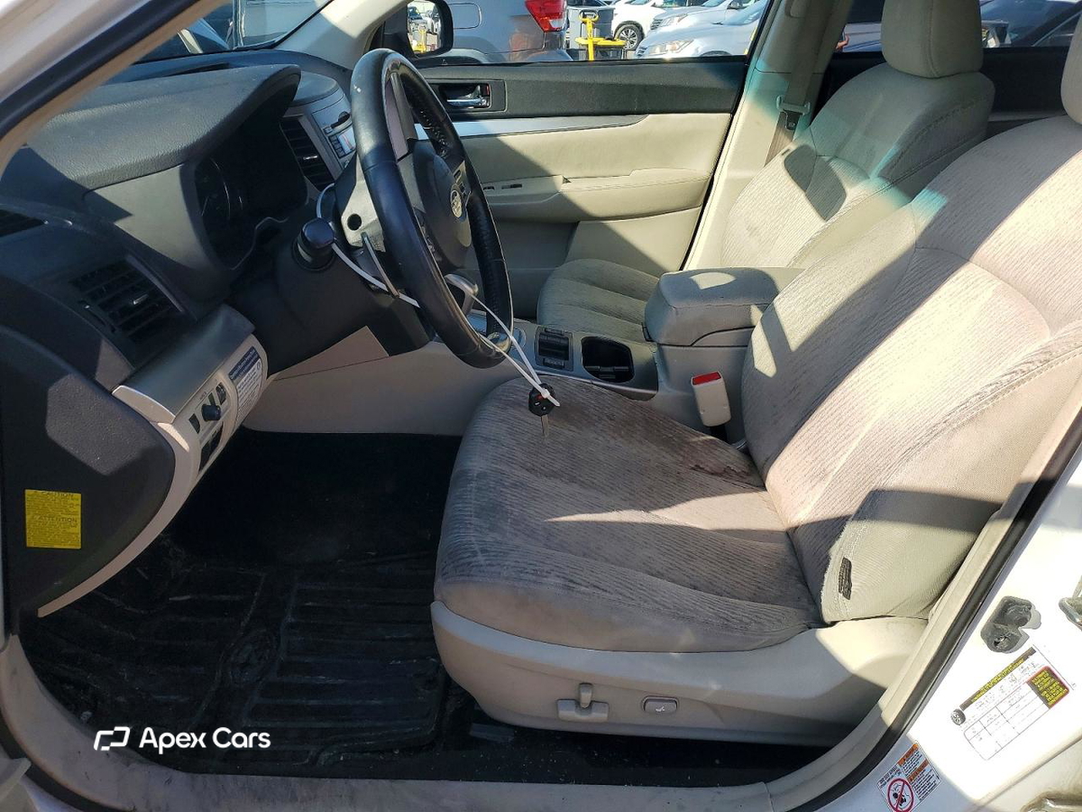 Subaru Outback 2011