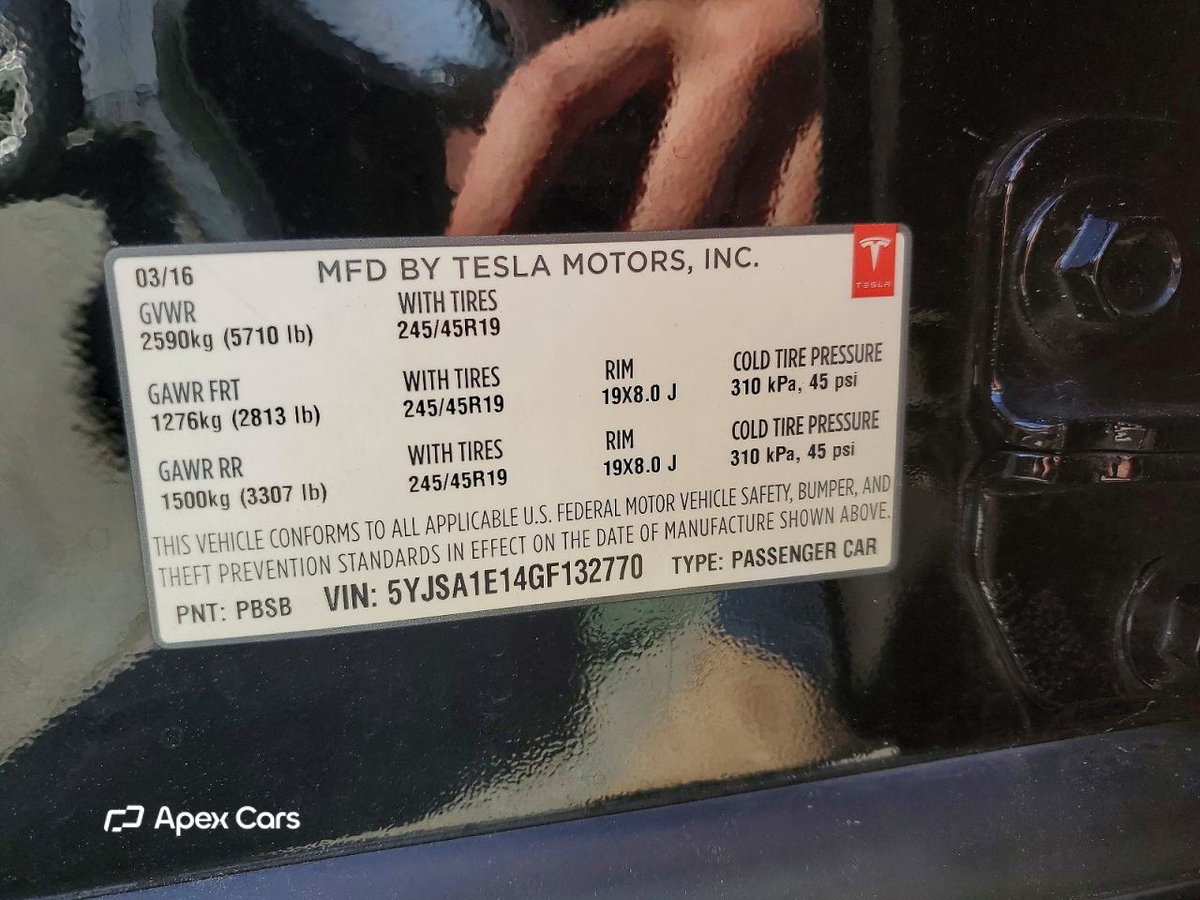 Tesla Model S 2016