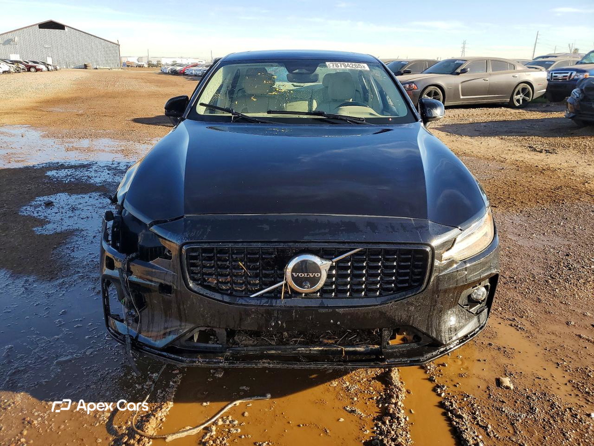 Volvo S60 2024