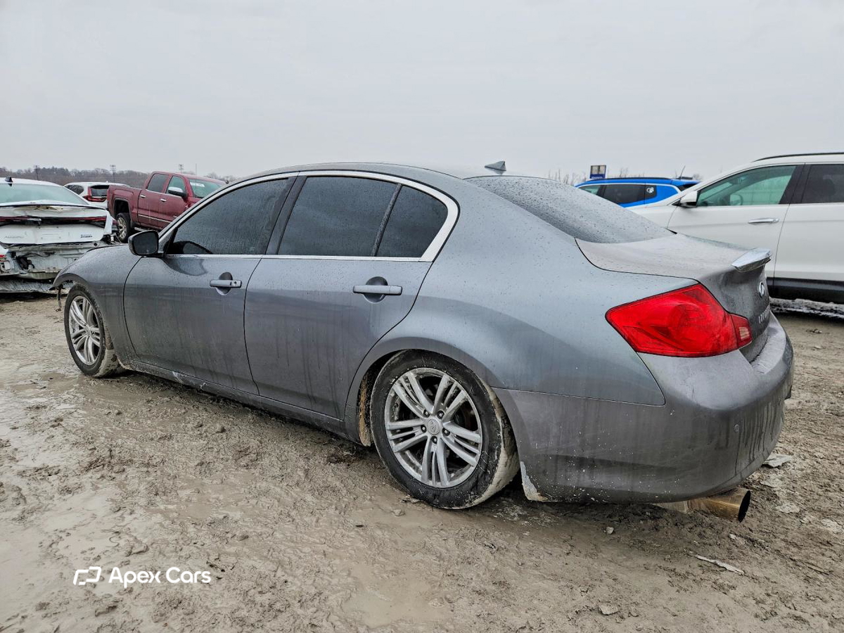 Infiniti G 2013