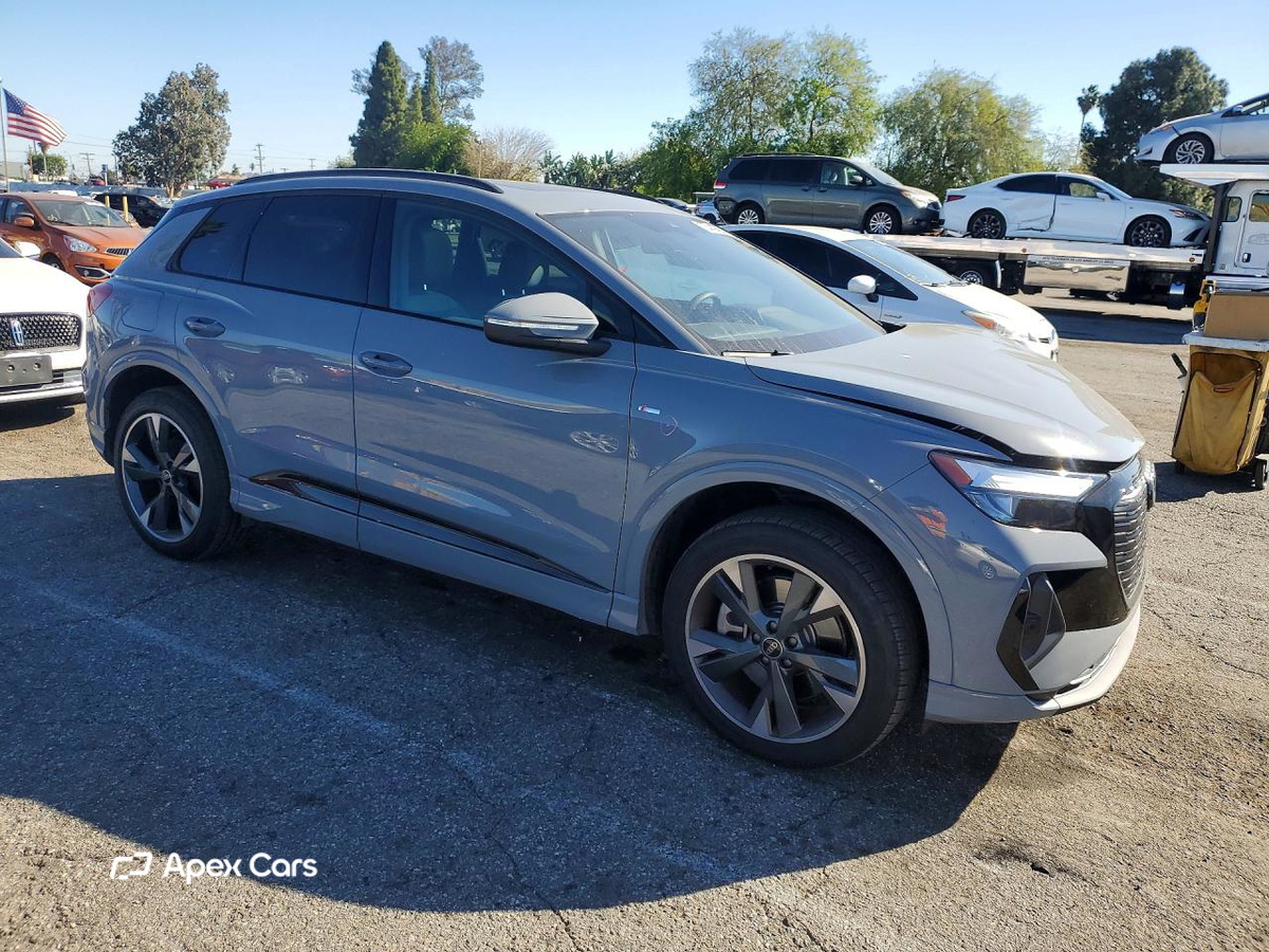 Audi Q4 e-tron 2023