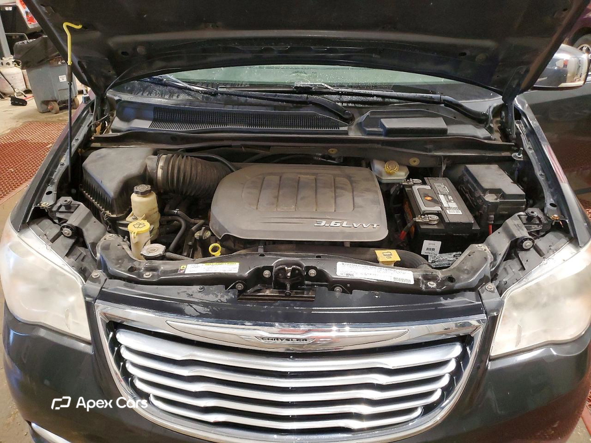 Chrysler Voyager 2012