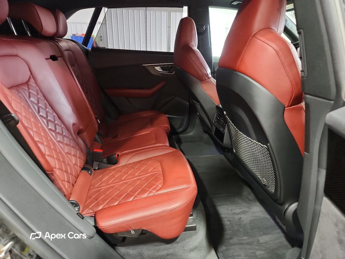Audi SQ8 2022