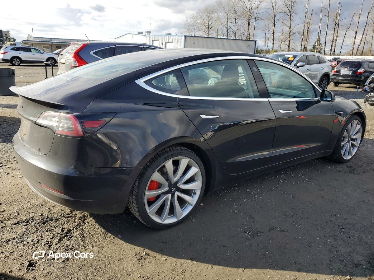 Tesla Model 3 2018